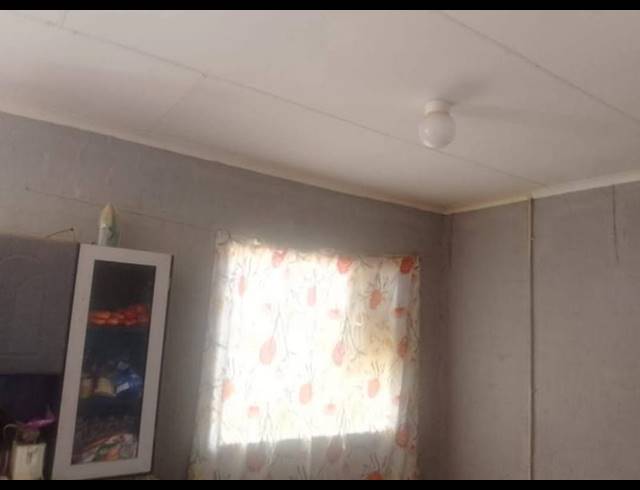 2 BEDROOM HOUSE FOR SALE IN OLIEVENHOUTBOSCH